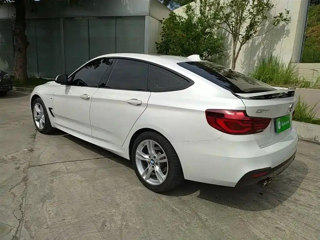2019 BMW 3 Series GT 320i M Sport Package — миниатюра 5