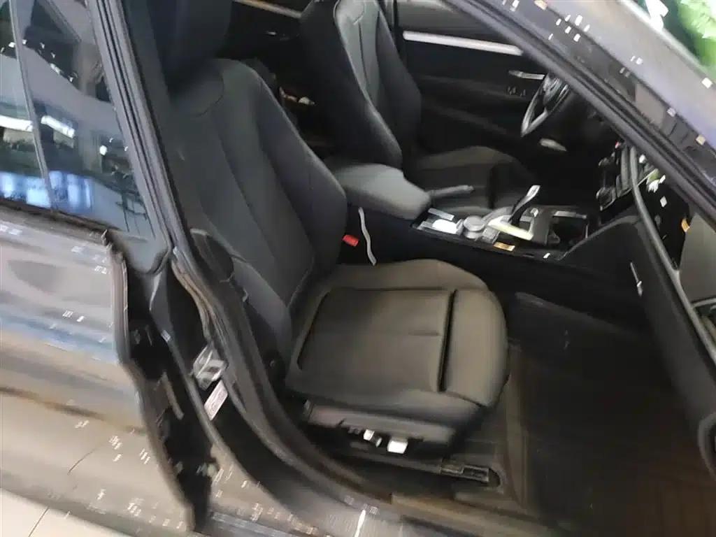 2019 BMW 3 Series GT 320i M Sport Package — миниатюра 25
