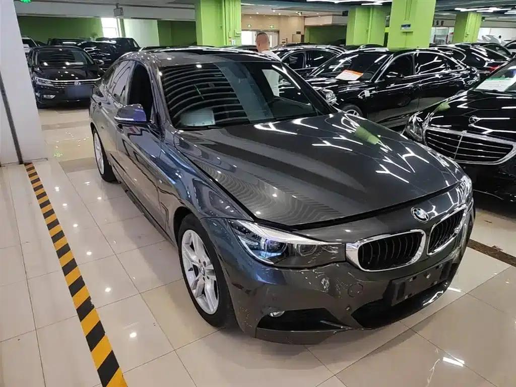 2019 BMW 3 Series GT 320i M Sport Package — миниатюра 4