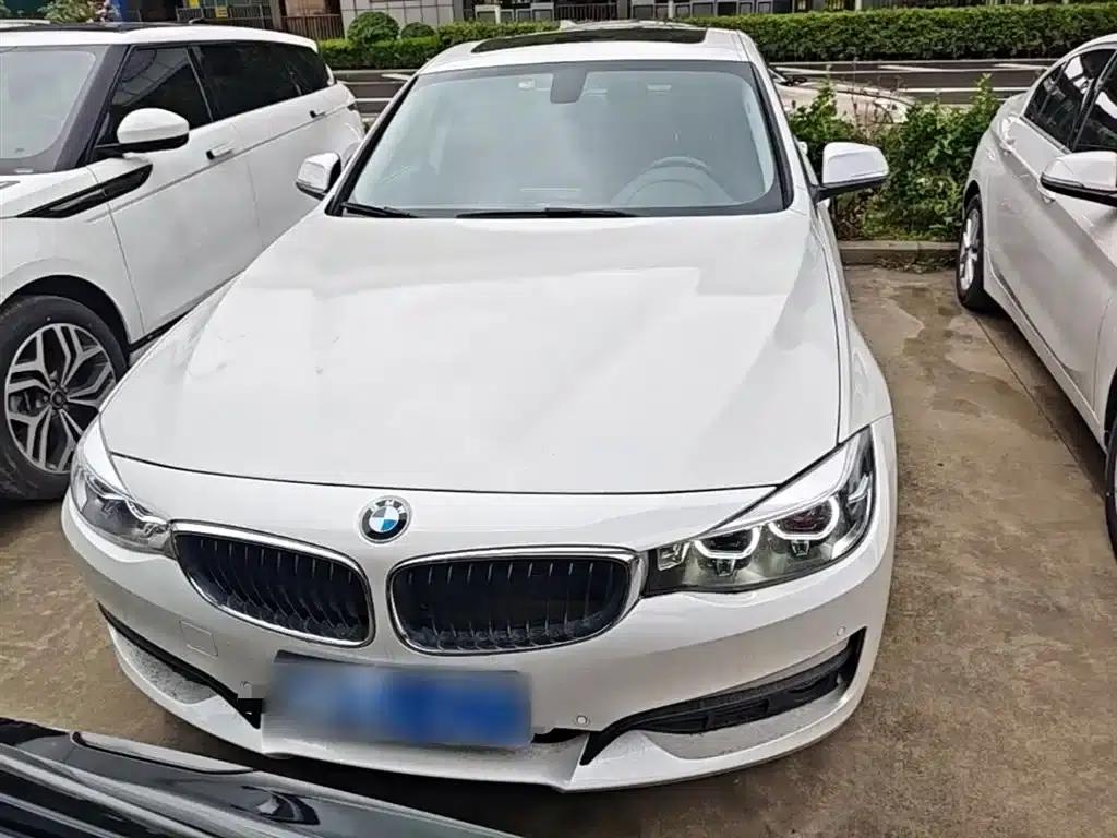 BMW 3 Series GT 2019 320i Fashion Edition — миниатюра 3