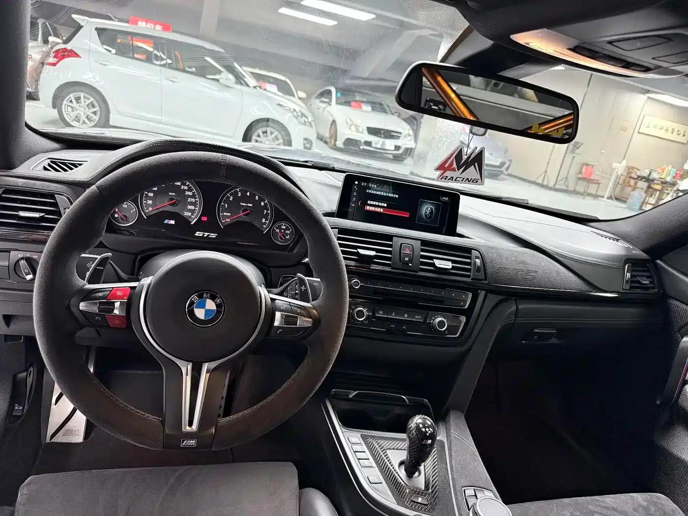 2016 BMW M4 GTS — миниатюра 8