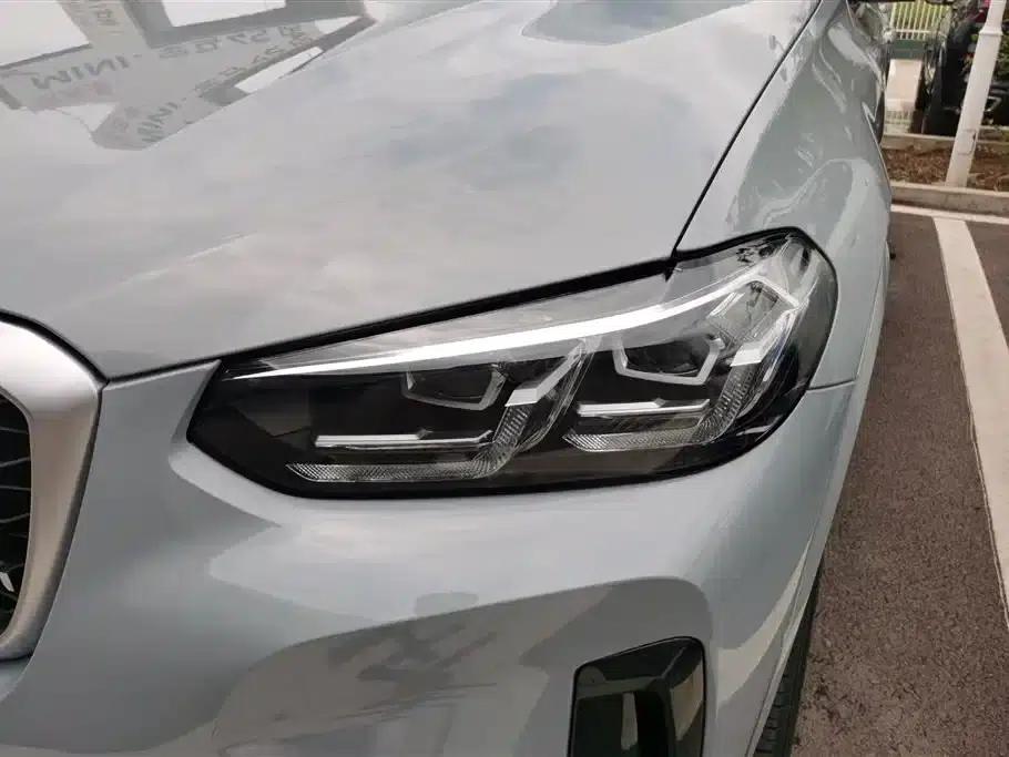 2022 BMW X4 xDrive 30i M Sport Package — миниатюра 5