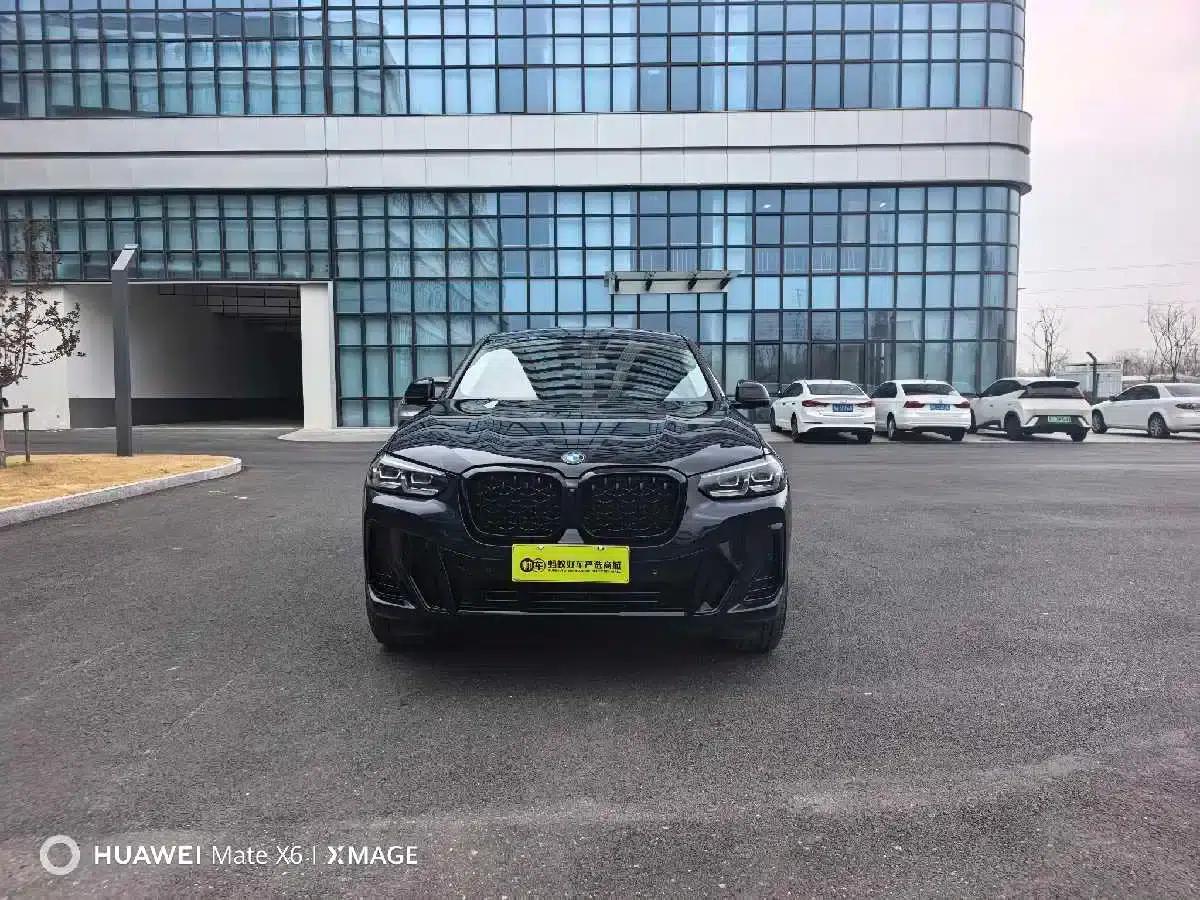 2022 BMW X4 xDrive 25i M Sport Package — миниатюра 2