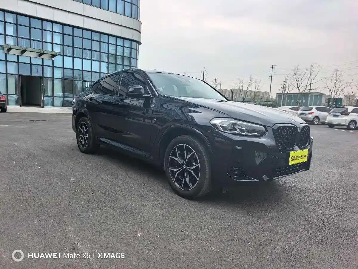 2022 BMW X4 xDrive 25i M Sport Package — миниатюра 3