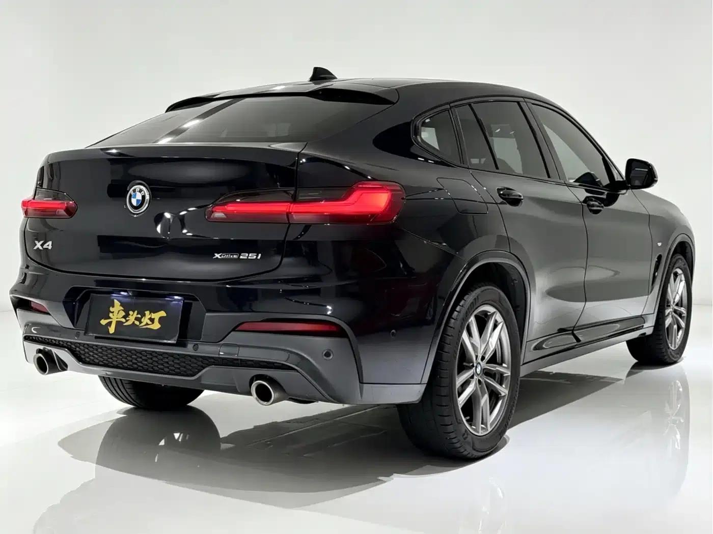 2021 BMW X4 xDrive 25i M Sport Package — миниатюра 11