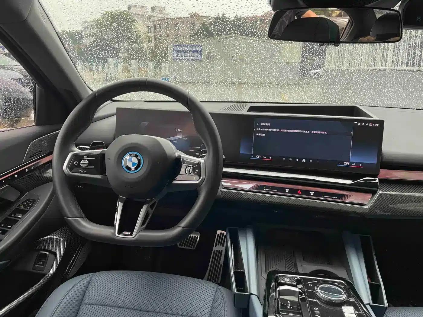 BMW i5 2024 eDrive 35L Premium M Sport Package — миниатюра 17