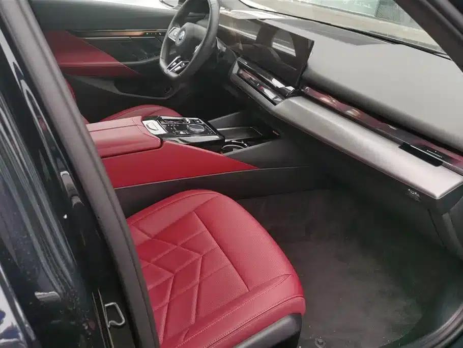 BMW i5 2024 eDrive 35L M Sport Package — миниатюра 8