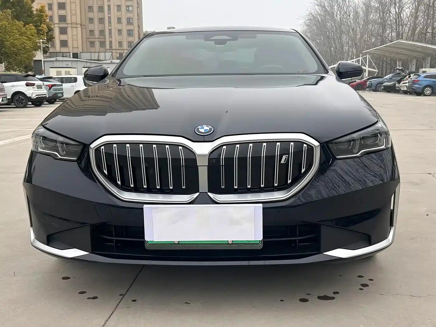 BMW i5 2024 eDrive 35L Premium Luxury Package — миниатюра 2