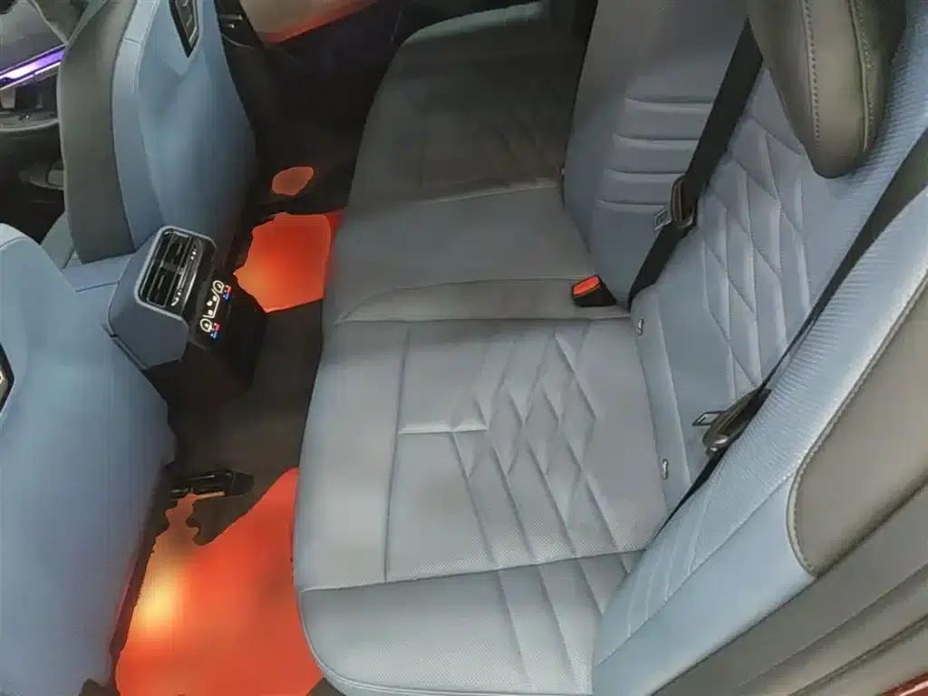 BMW i5 2024 eDrive 35L Premium M Sport Package — миниатюра 17