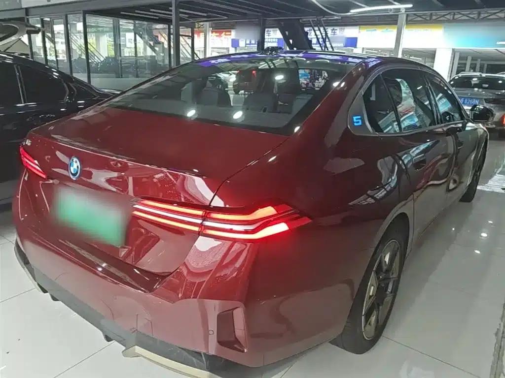 BMW i5 2024 eDrive 35L Premium M Sport Package — миниатюра 7