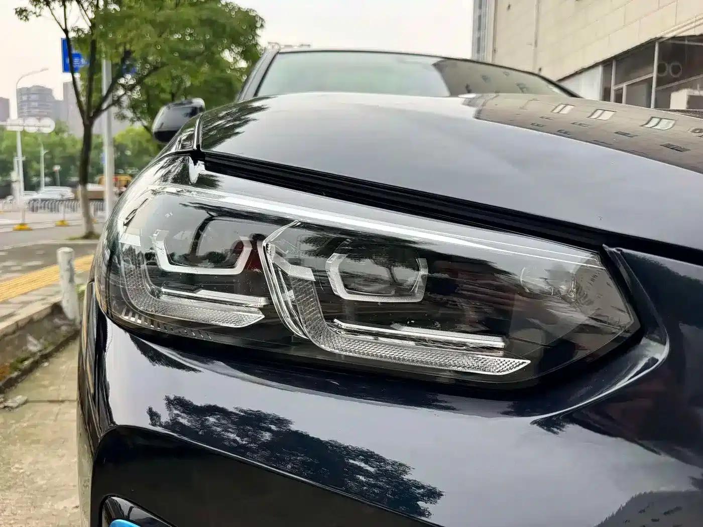 BMW iX3 2022 Leading Edition — миниатюра 13