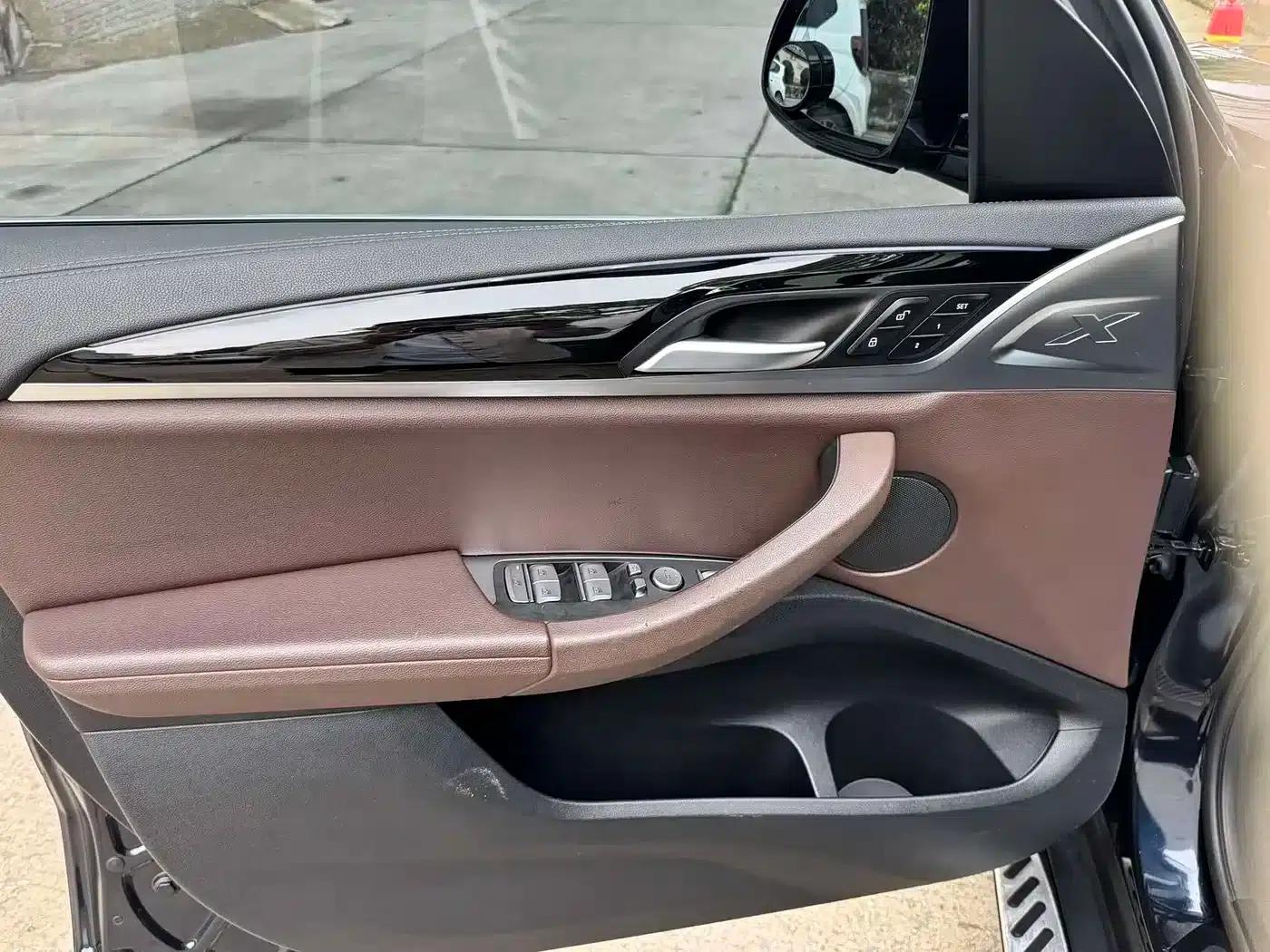 BMW iX3 2022 Leading Edition — миниатюра 8