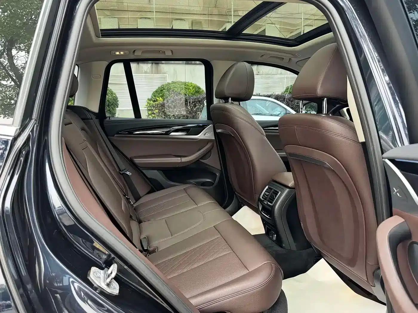 BMW iX3 2022 Leading Edition — миниатюра 9