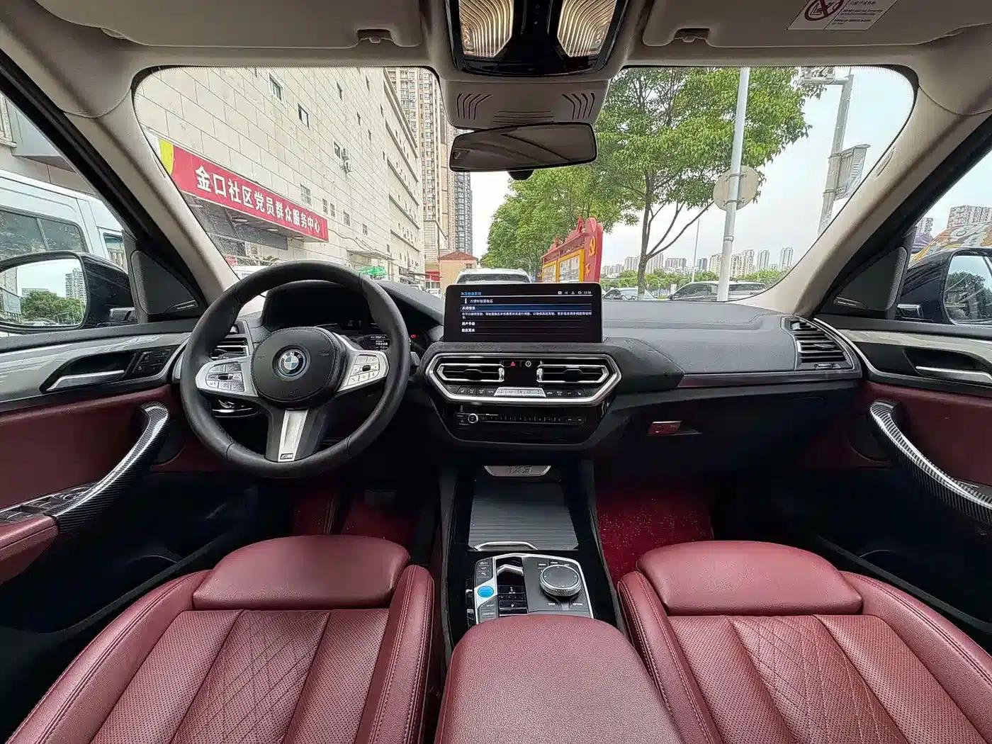 BMW iX3 2023 Leading Edition — миниатюра 11