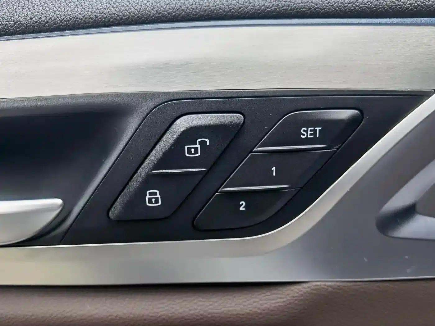 BMW iX3 2022 Leading Edition — миниатюра 17