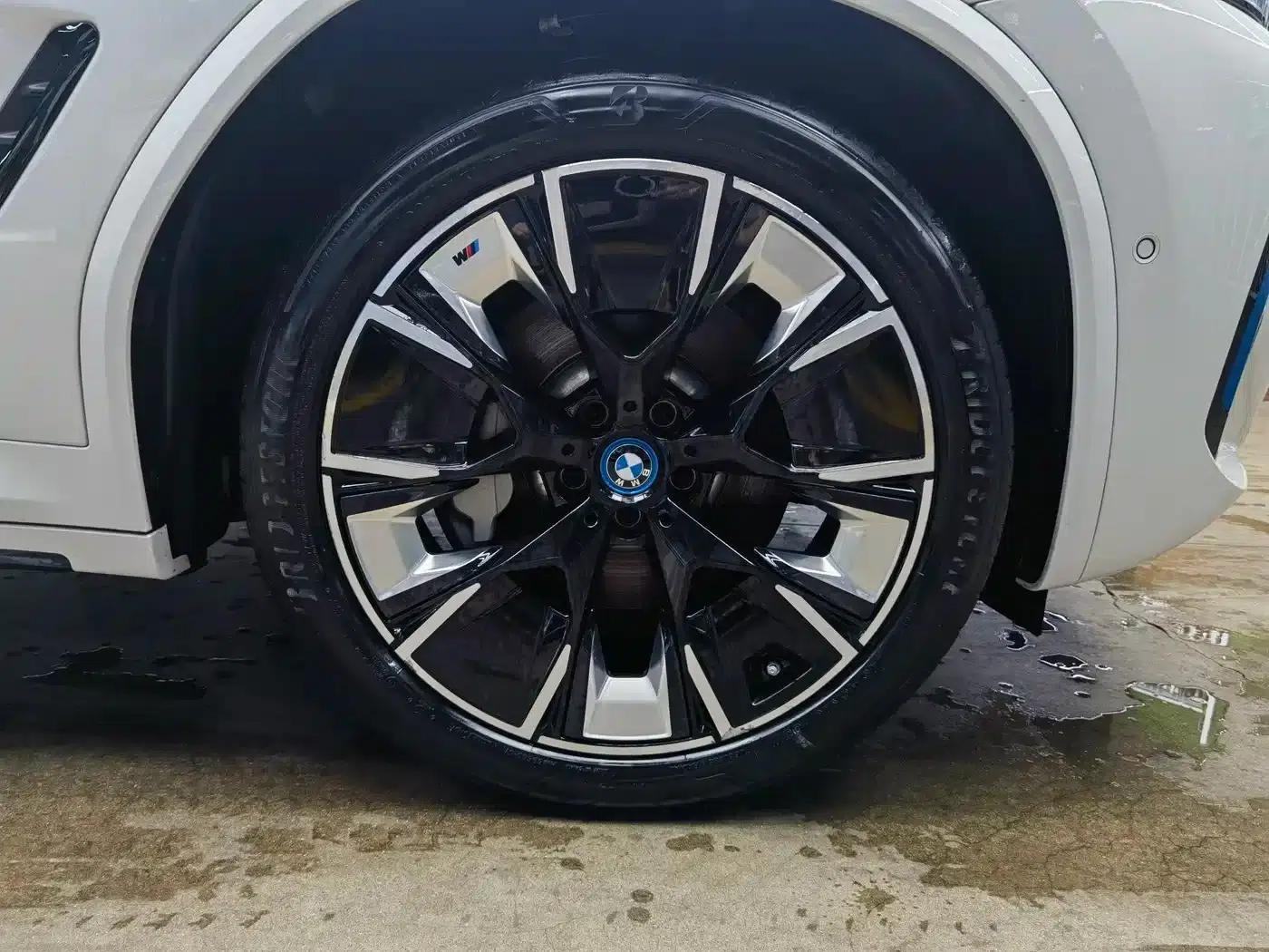 BMW iX3 2022 Leading Edition — миниатюра 22