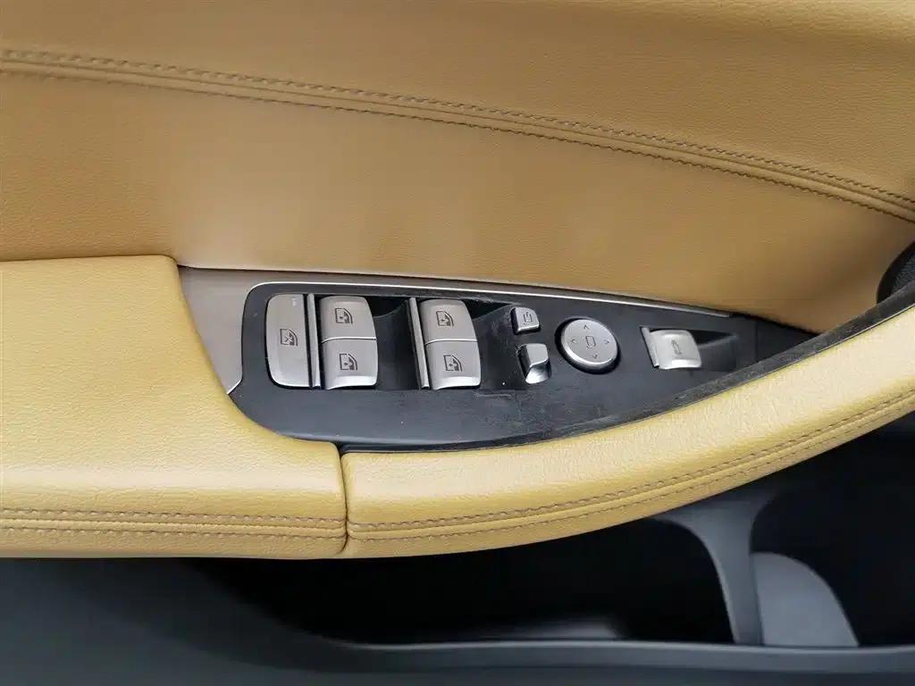 BMW iX3 2021 Leading Edition — миниатюра 9