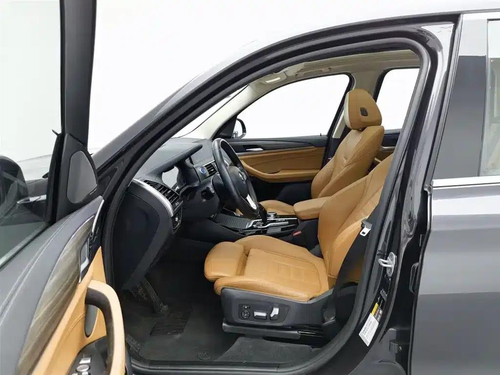 BMW iX3 2021 Leading Edition — миниатюра 10