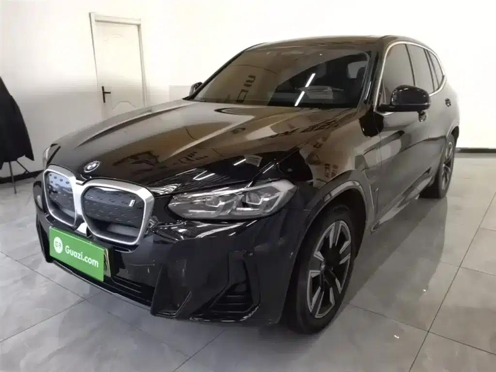 BMW iX3 2022 Facelift Leading Edition — миниатюра 2