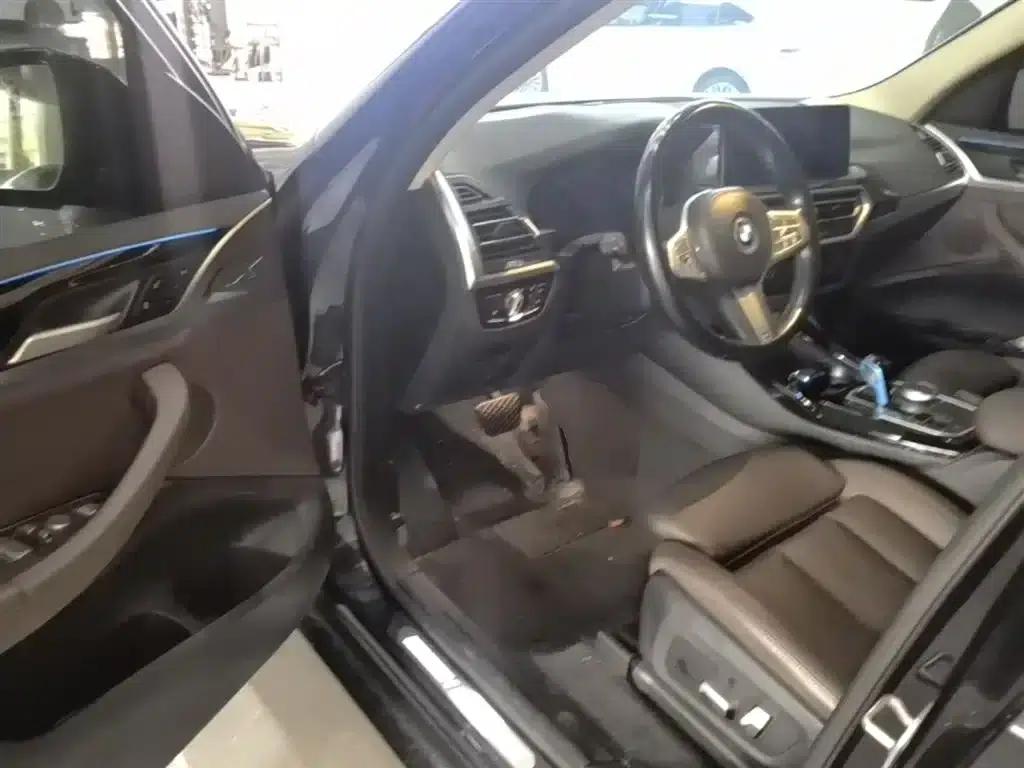 BMW iX3 2022 Facelift Leading Edition — миниатюра 16