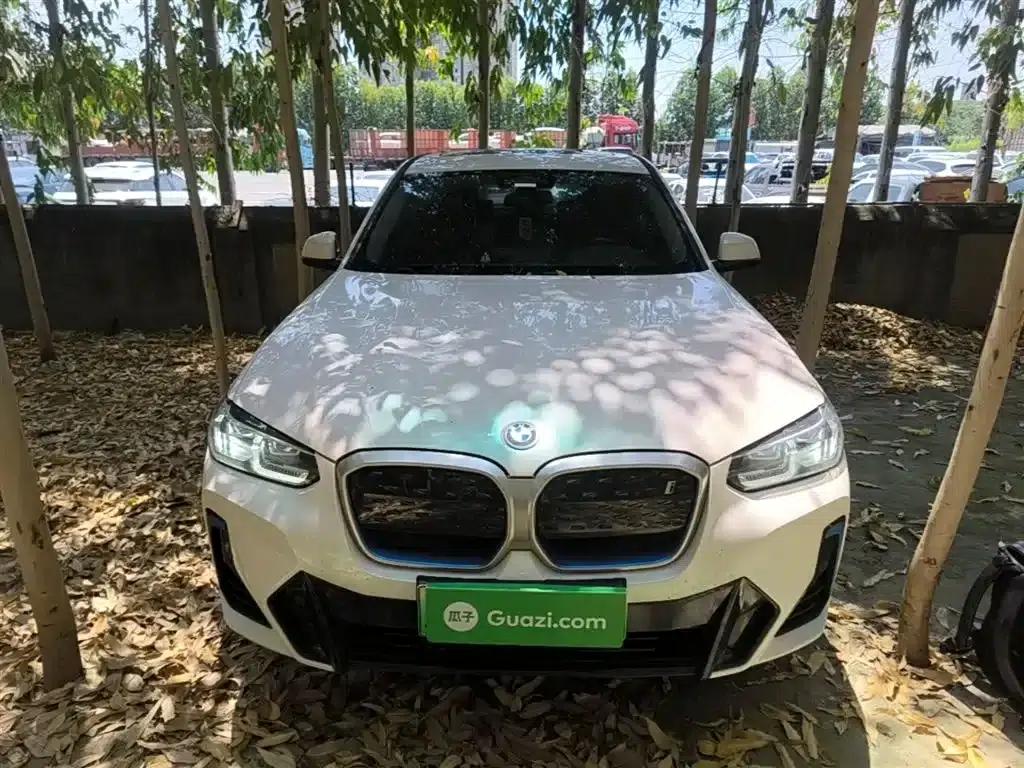 BMW iX3 2022 Leading Edition — миниатюра 3