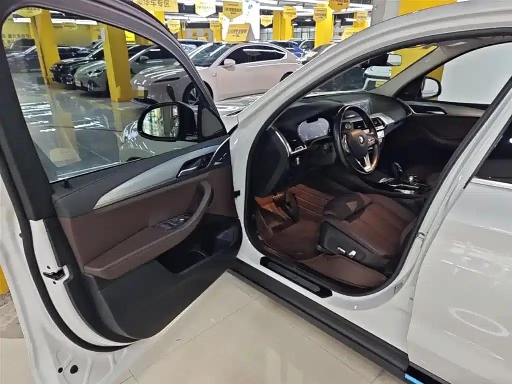 BMW iX3 2021 Leading Edition — миниатюра 16