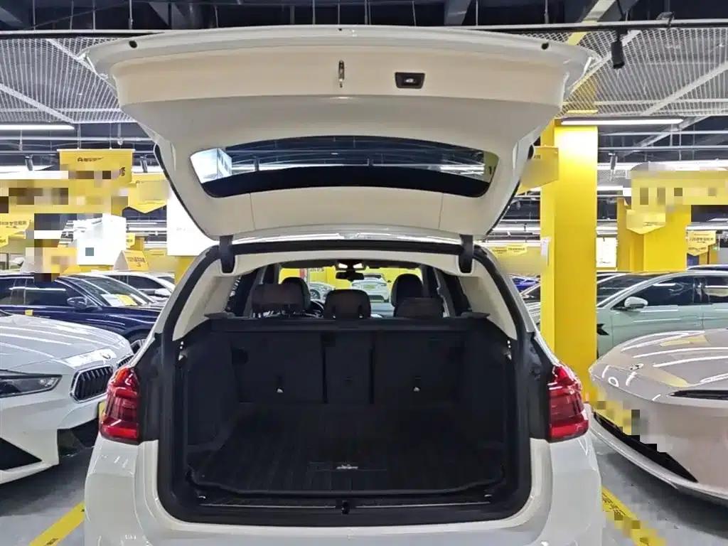 BMW iX3 2021 Leading Edition — миниатюра 19