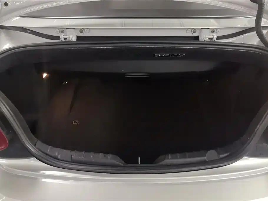 2015 BMW 2 Series Imported 218i Convertible Coupe — миниатюра 4