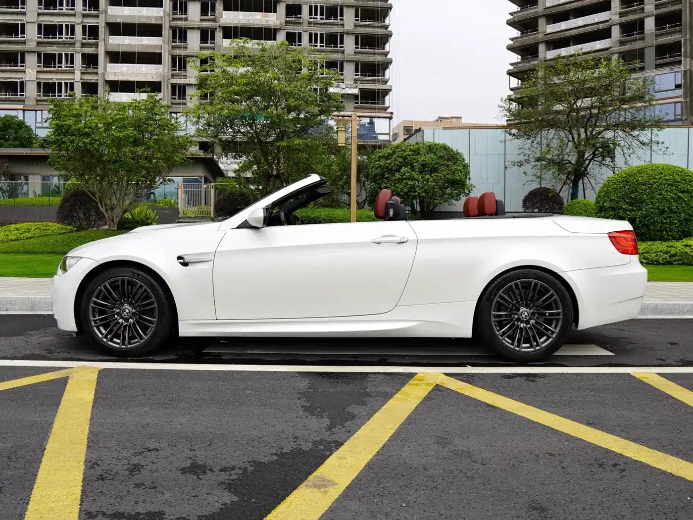 2009 BMW M3 Convertible — миниатюра 17