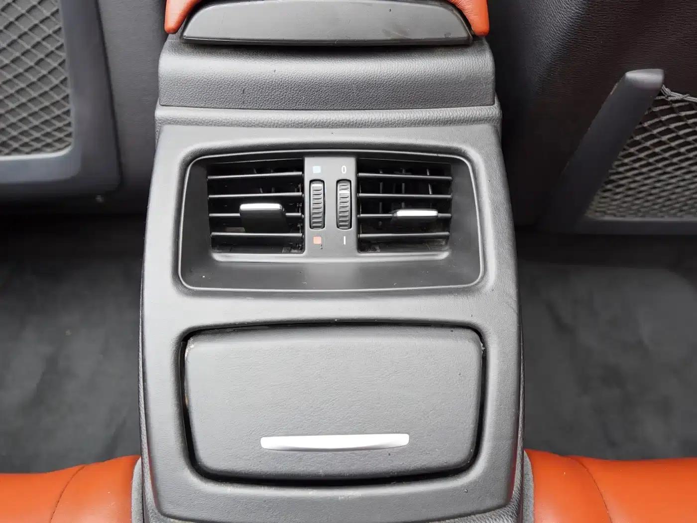 2009 BMW M3 Convertible — миниатюра 29