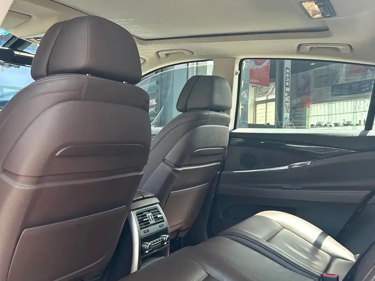 2014 BMW 5 Series GT 528i Luxury — миниатюра 16