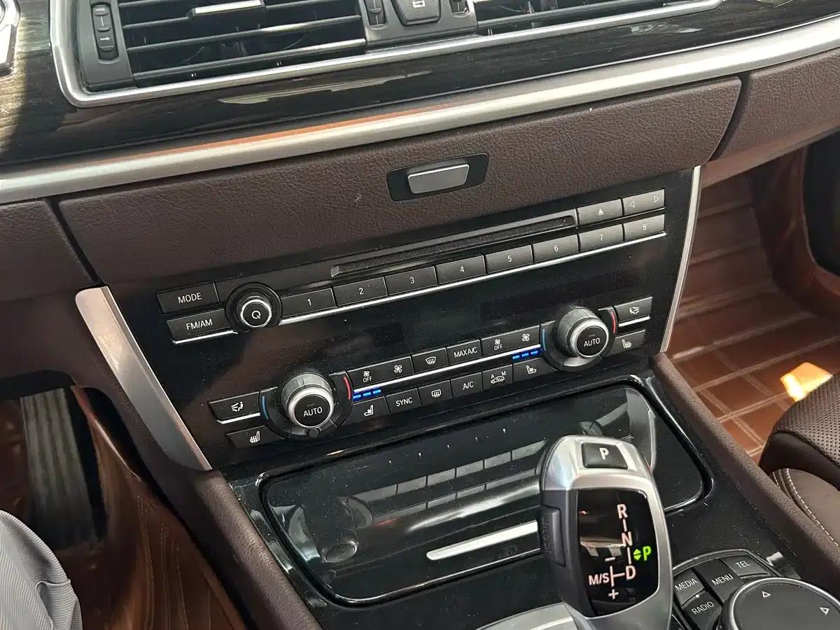 2014 BMW 5 Series GT 528i Luxury — миниатюра 20