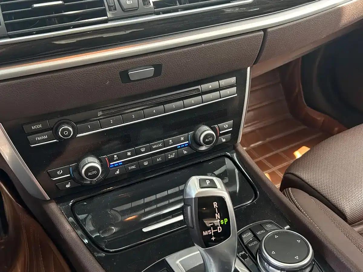 2014 BMW 5 Series GT 528i Luxury — миниатюра 22