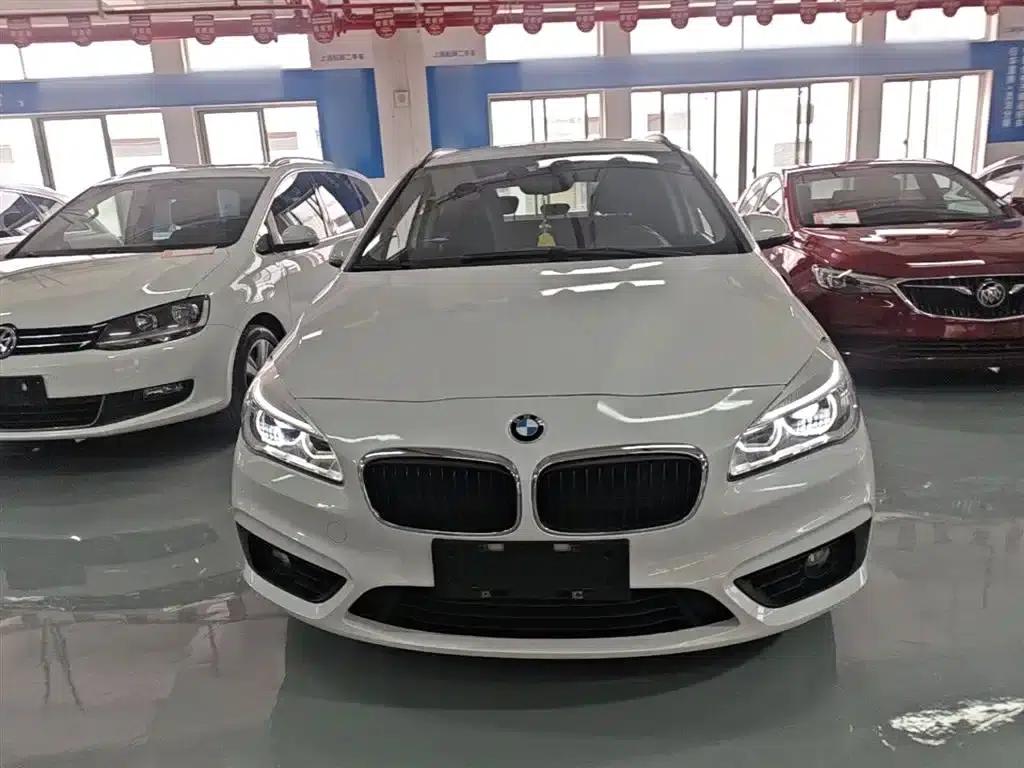 2016 BMW 2 Series Gran Tourer 218i Leading Edition — миниатюра 3