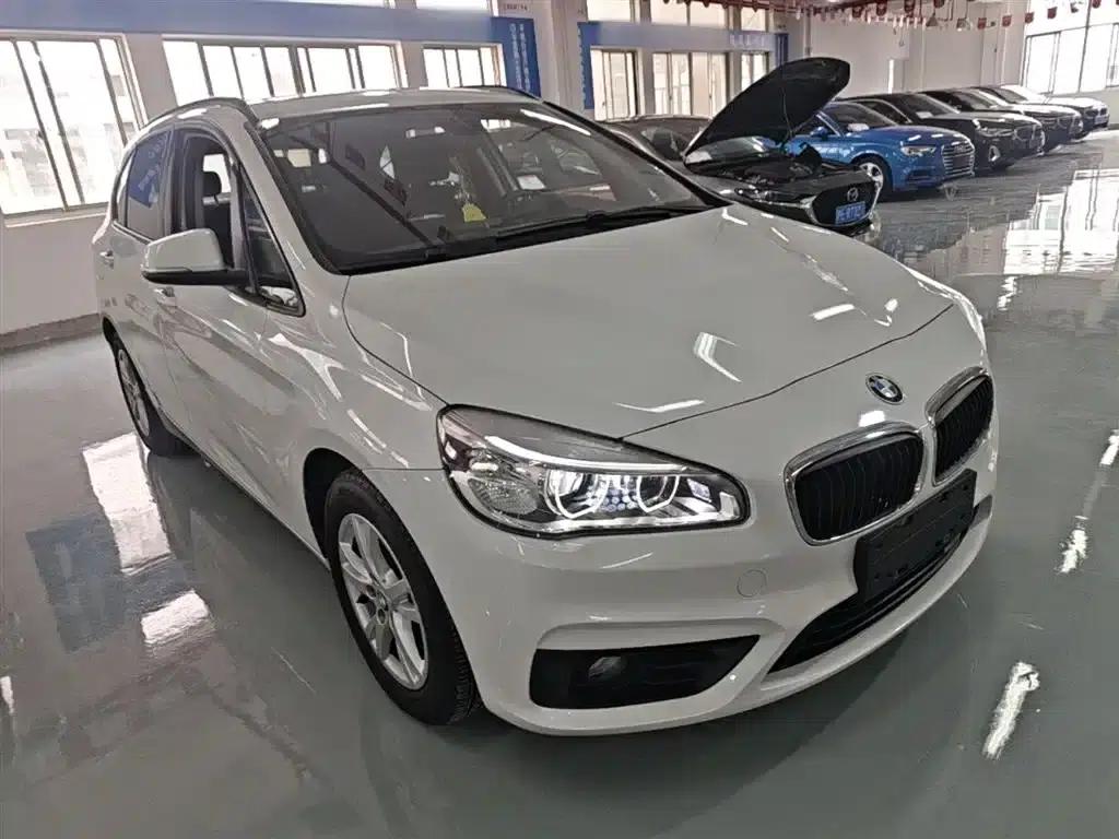 2016 BMW 2 Series Gran Tourer 218i Leading Edition — миниатюра 4