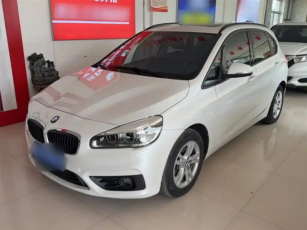 2016 BMW 2 Series Gran Tourer 218i Leading Edition — миниатюра 1