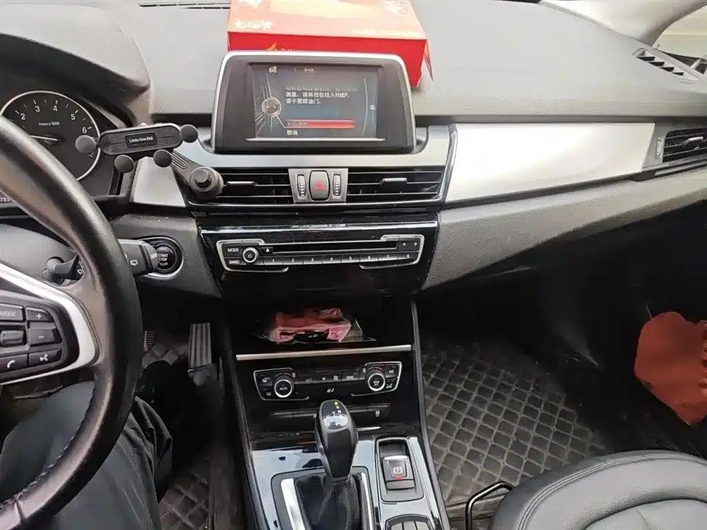 2015 BMW 2 Series Gran Tourer 218i Leading Edition (Imported) — миниатюра 6