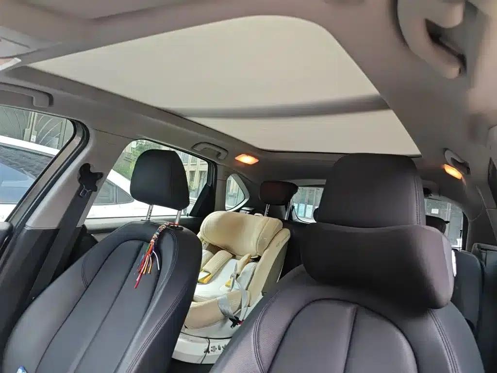 2015 BMW 2 Series Gran Tourer 218i Leading Edition (Imported) — миниатюра 9