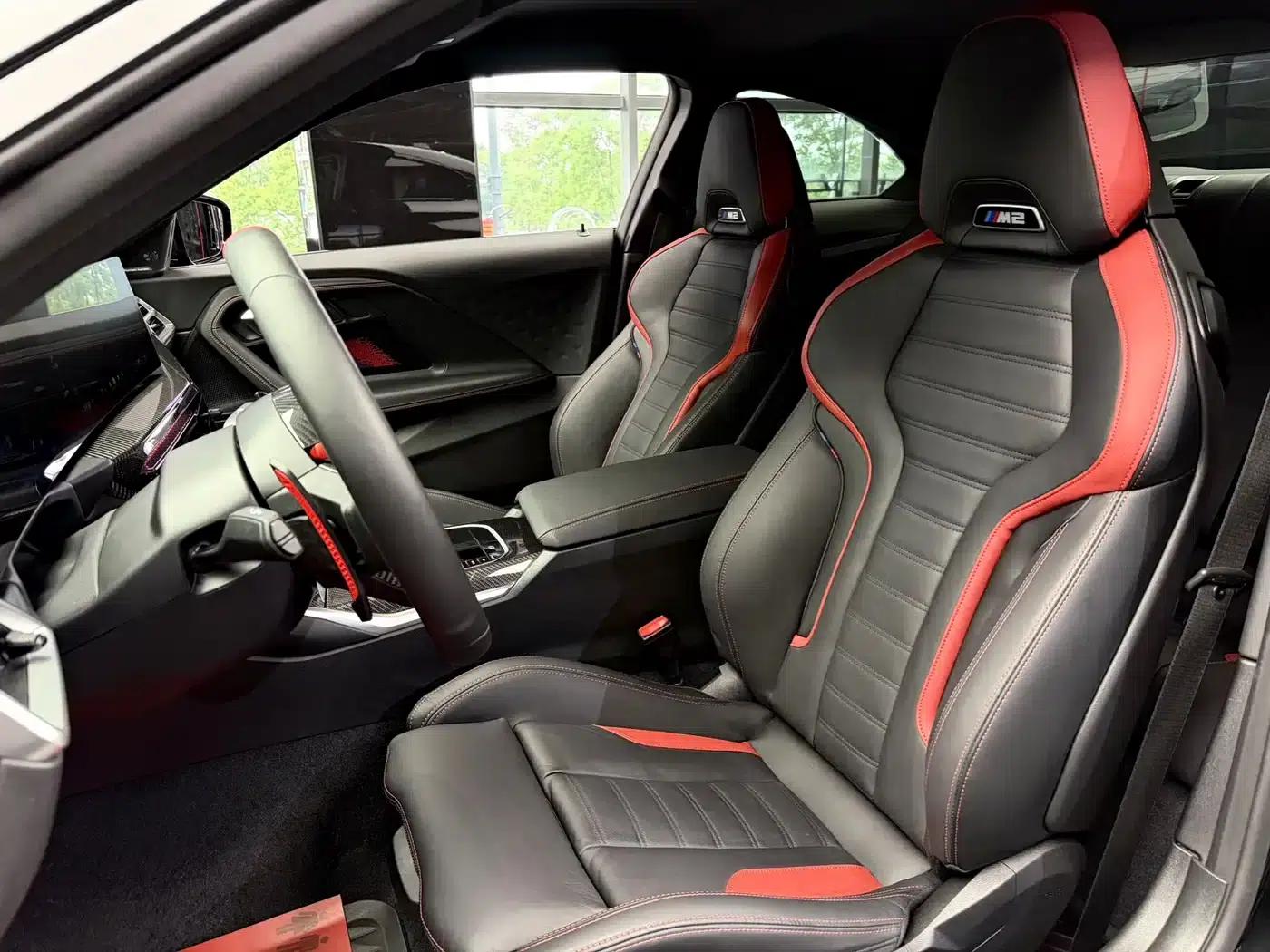2024 BMW M2 — миниатюра 9