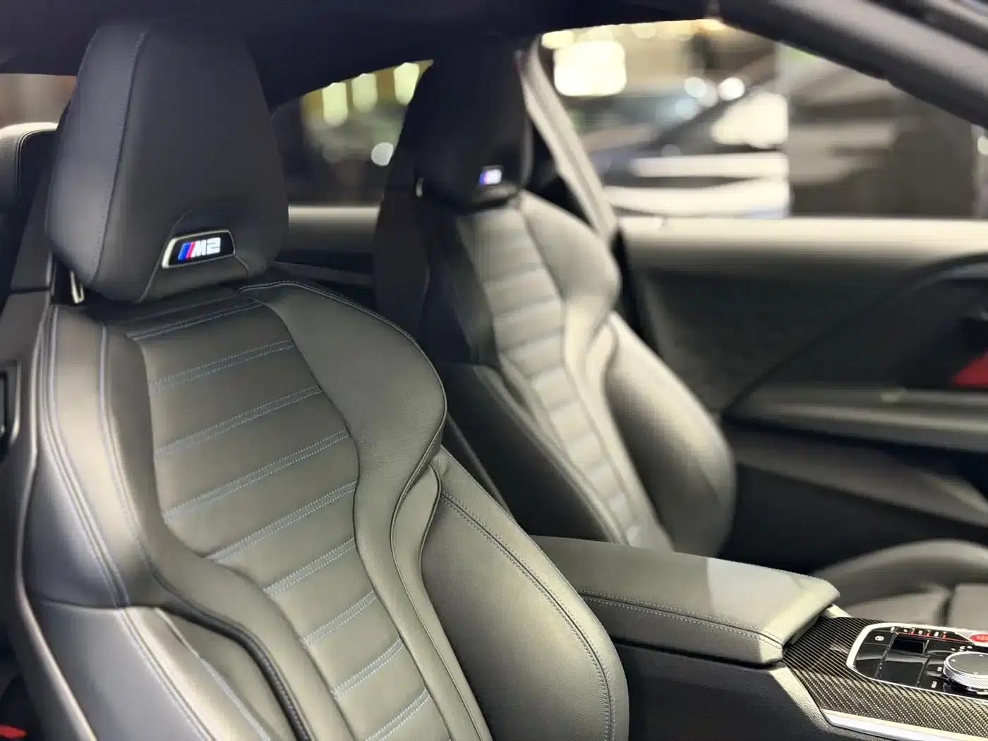 2023 BMW M2 — миниатюра 13