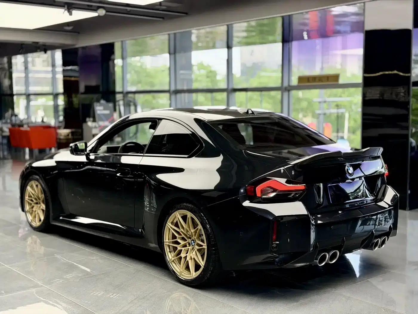 2023 BMW M2 — миниатюра 6