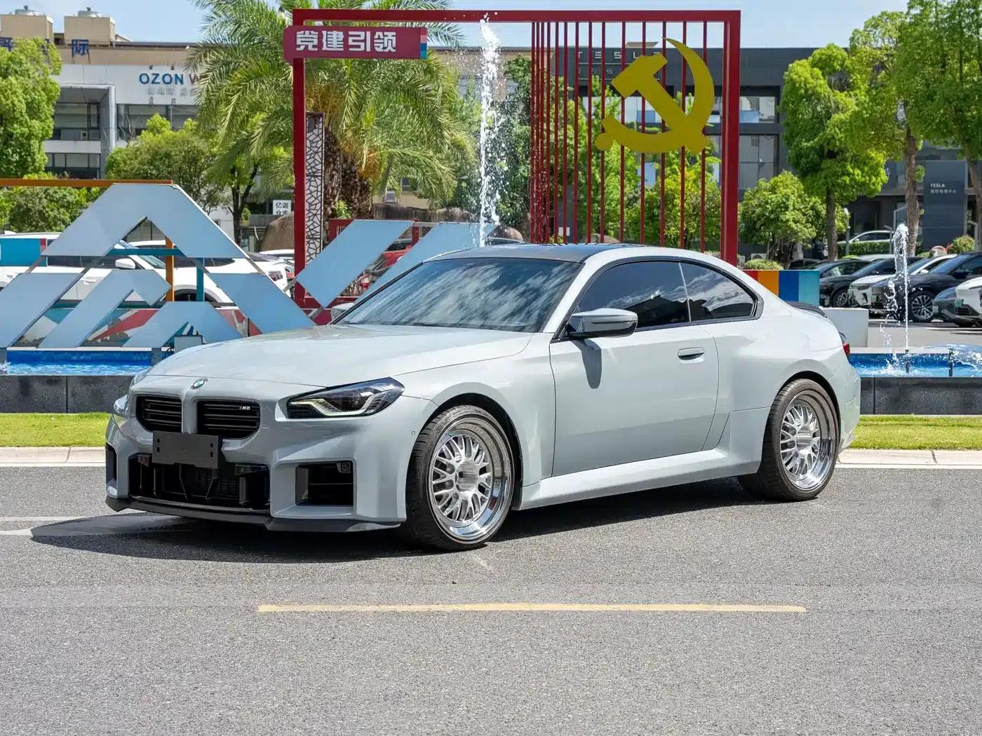 2023 BMW M2 — миниатюра 1
