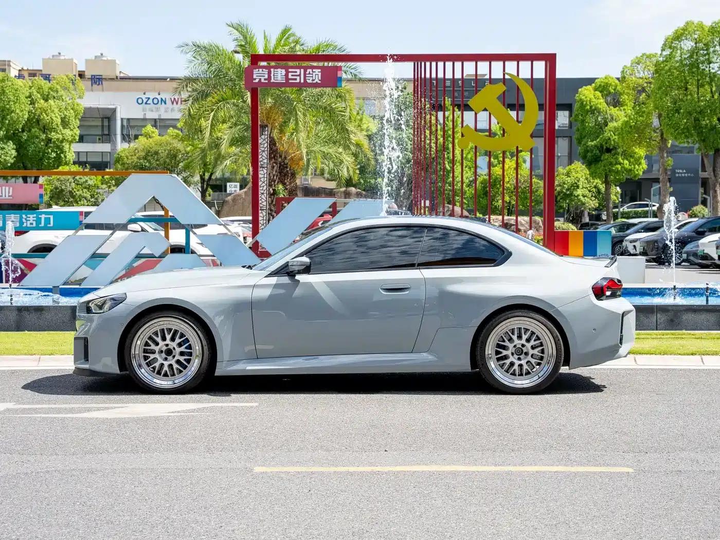 2023 BMW M2 — миниатюра 3