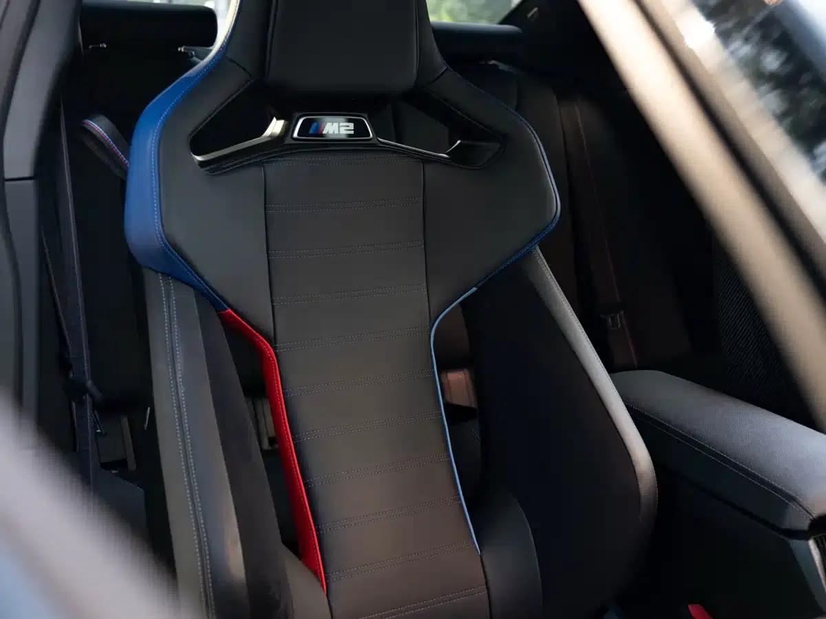 2023 BMW M2 — миниатюра 9