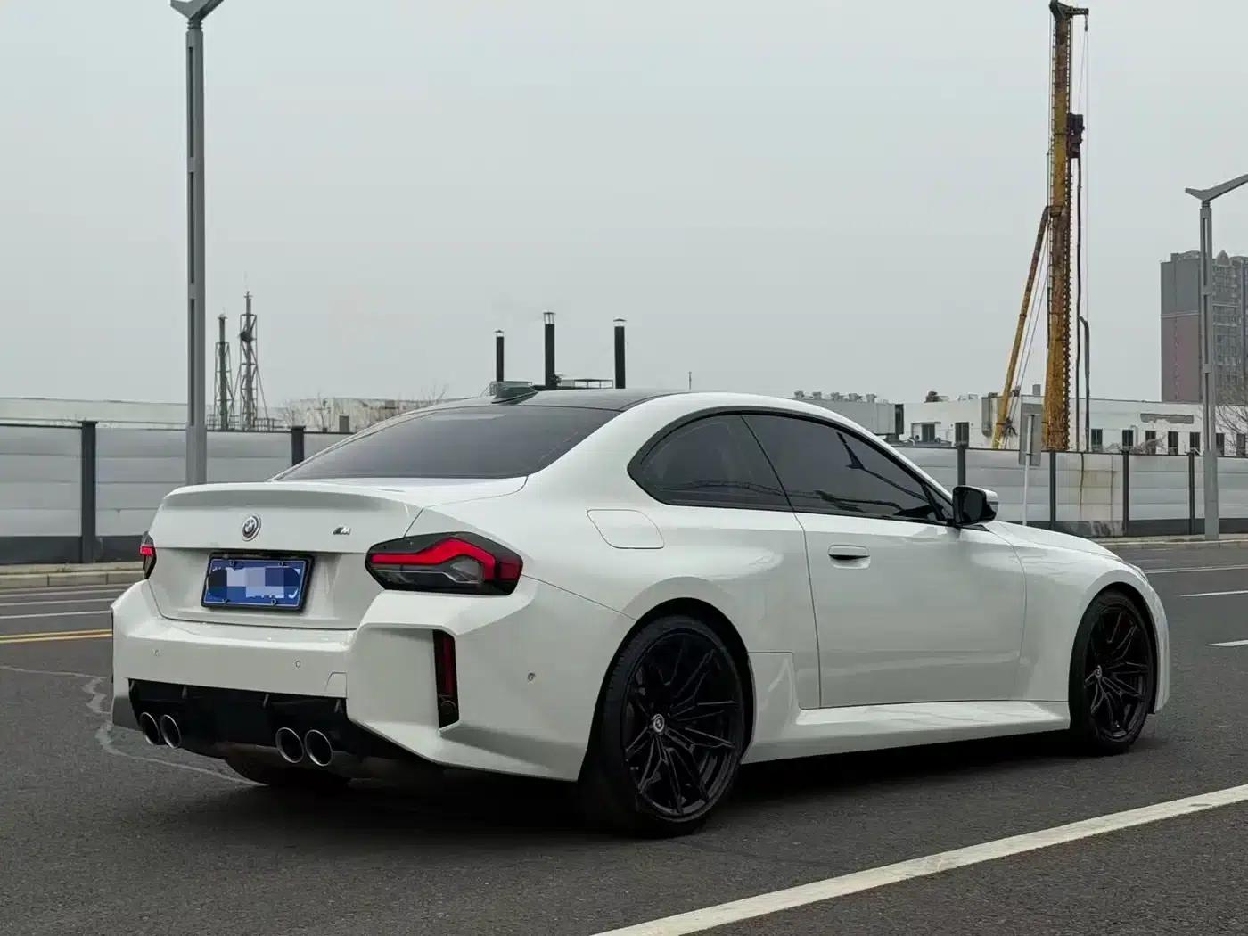 2023 BMW M2 — миниатюра 23