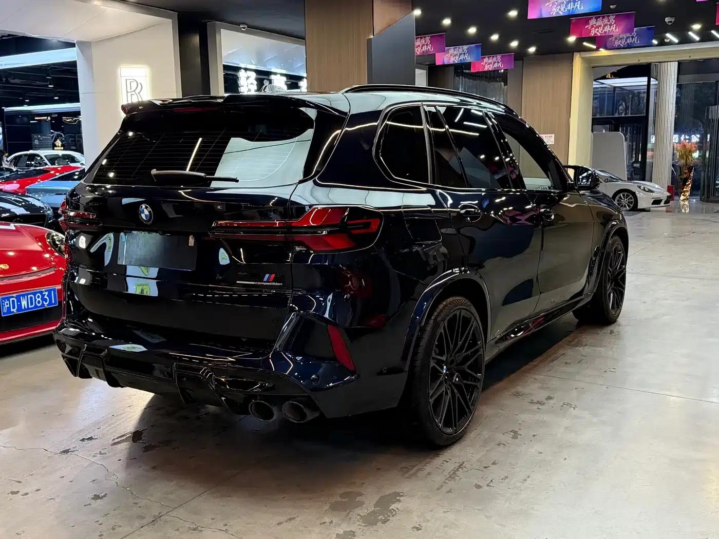 2023 BMW X5 M Competition — миниатюра 10