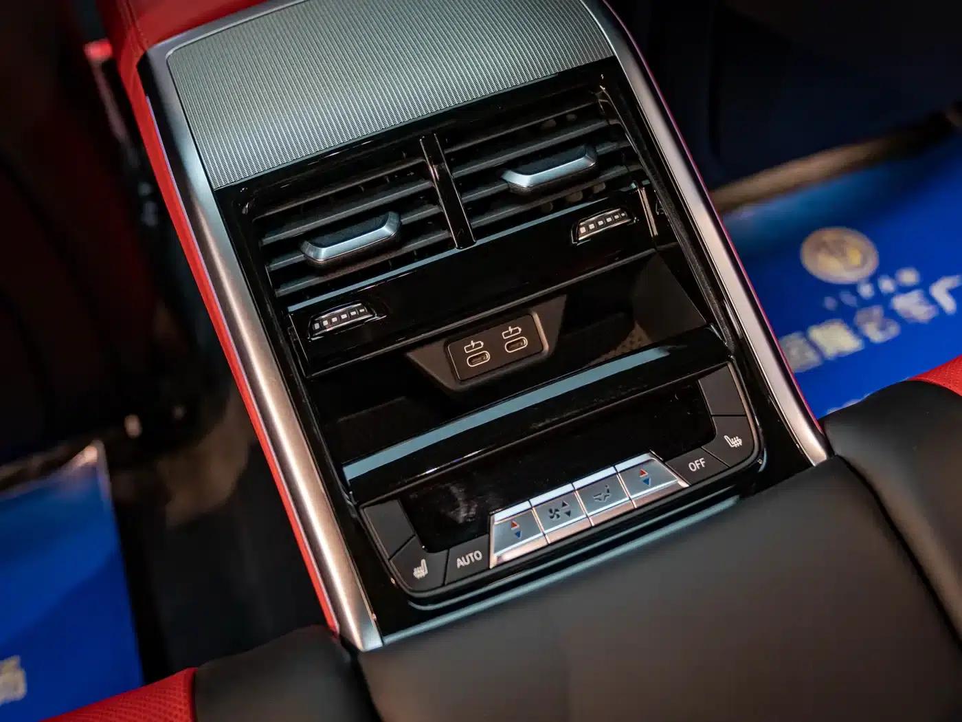 2021 BMW 8 Series 840i Gran Coupe M Sport Package — миниатюра 6