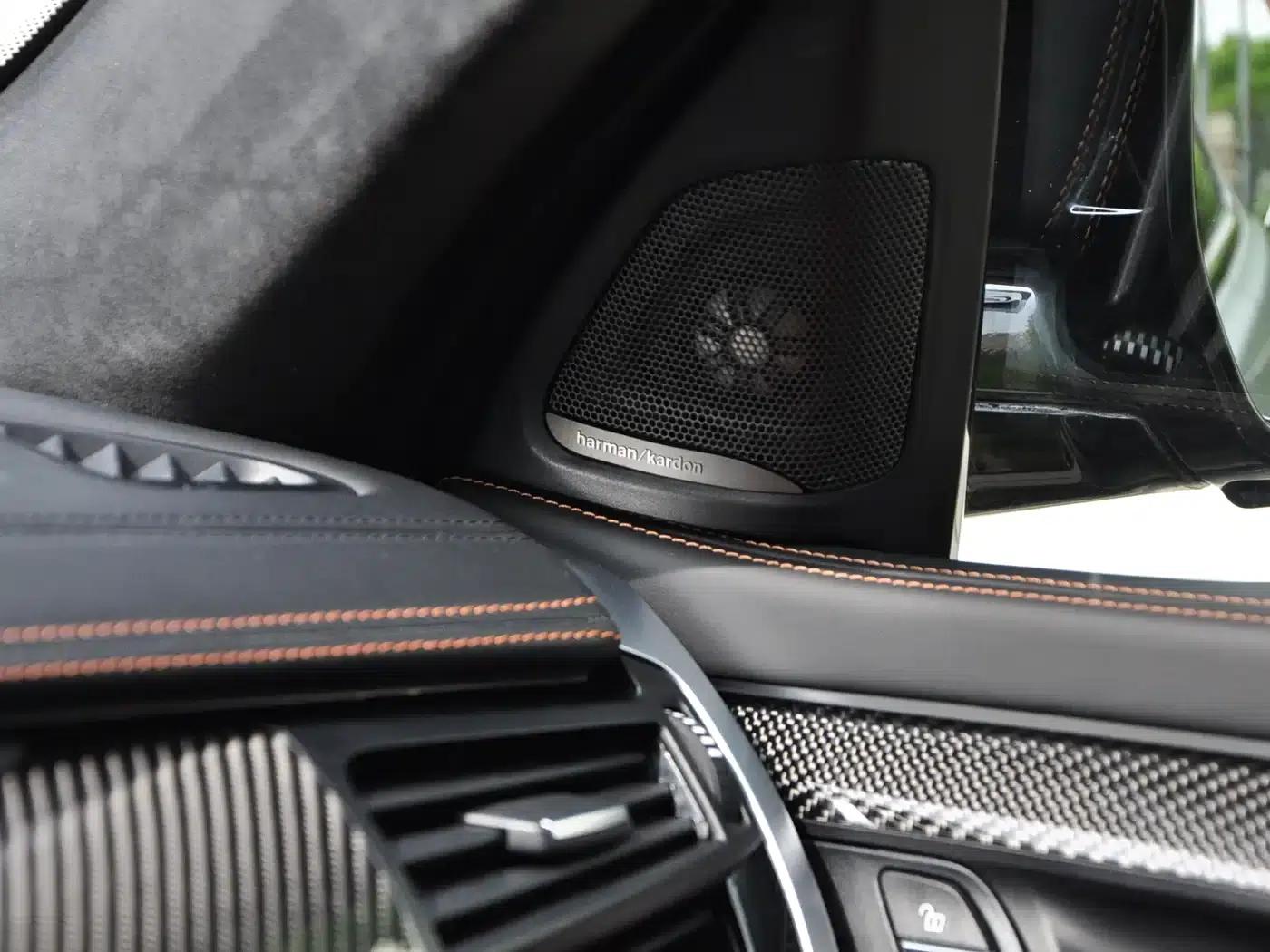 2015 BMW X6 M — миниатюра 12