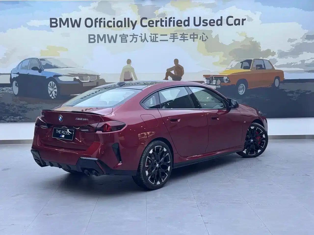 2025 BMW M235L — миниатюра 2