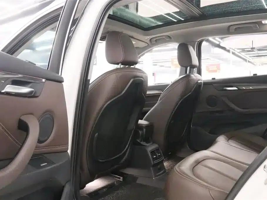 BMW X1 PHEV 2018 xDrive25Le Luxury — миниатюра 17